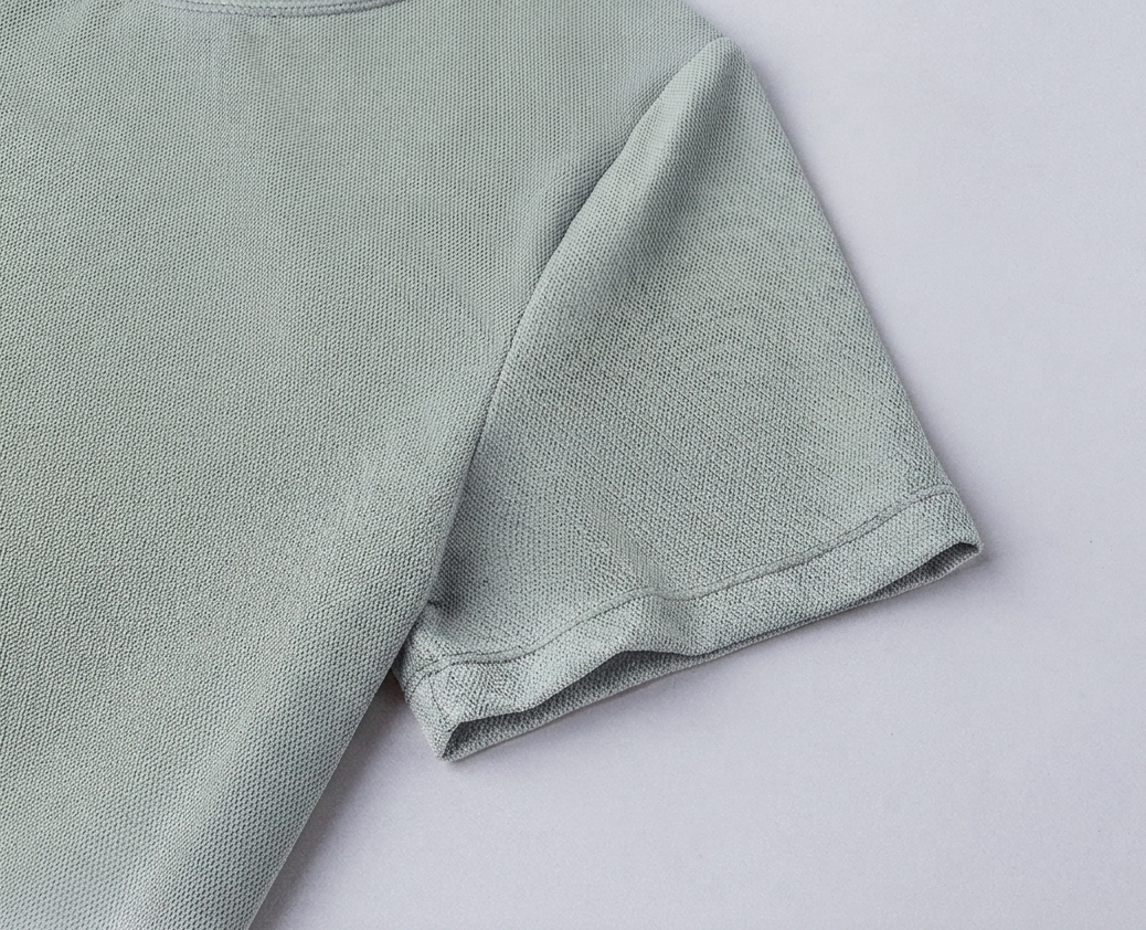 Champion Vent Tee