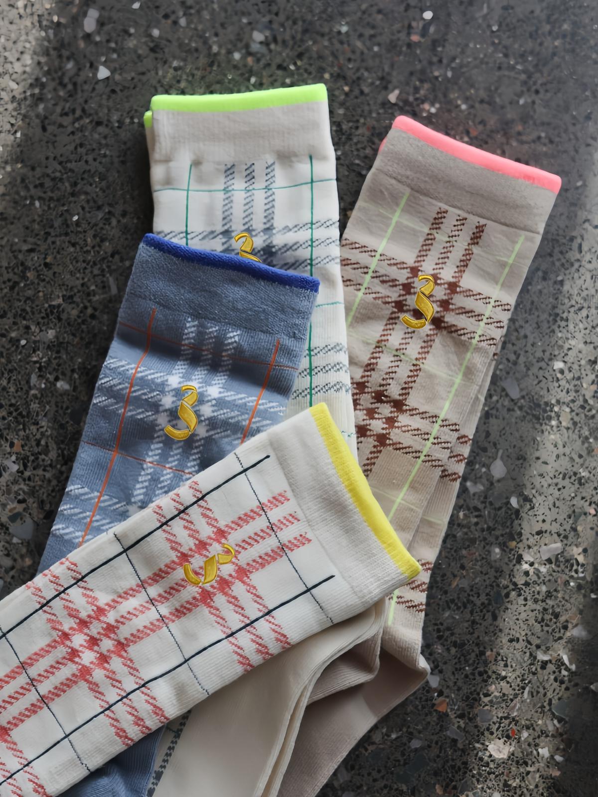 conf3tti Unisex Plaid Crew Socks
